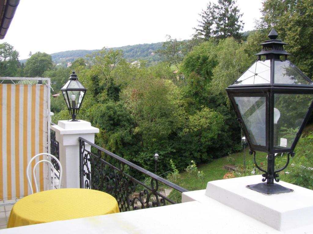 Hotel Landhaus Fuhrgassl-Huber Wenen Buitenkant foto