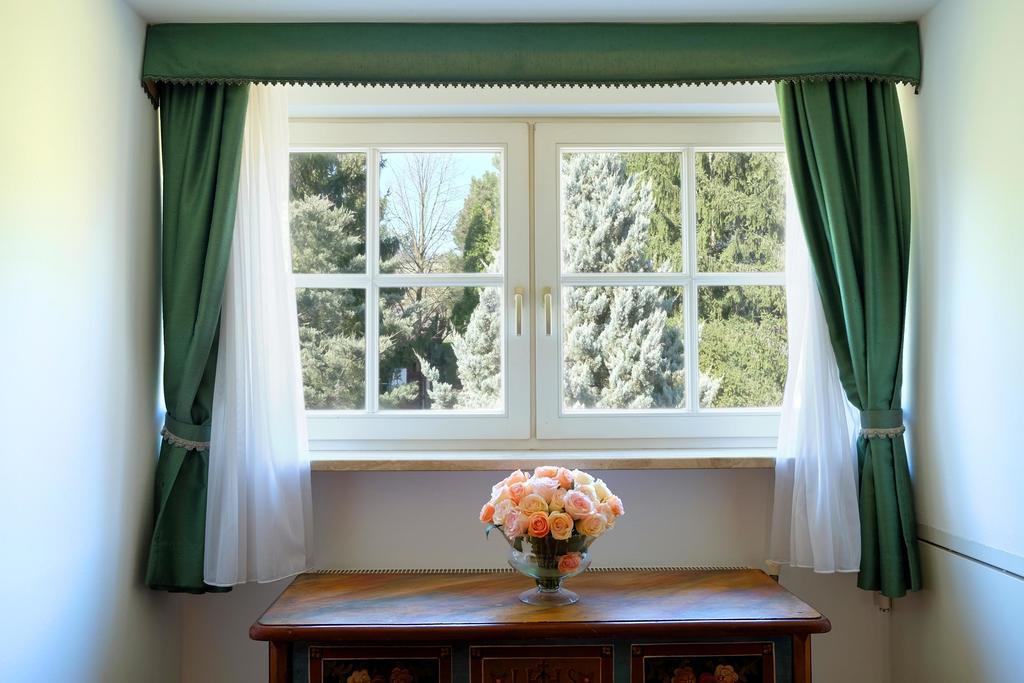 Hotel Landhaus Fuhrgassl-Huber Wenen Buitenkant foto