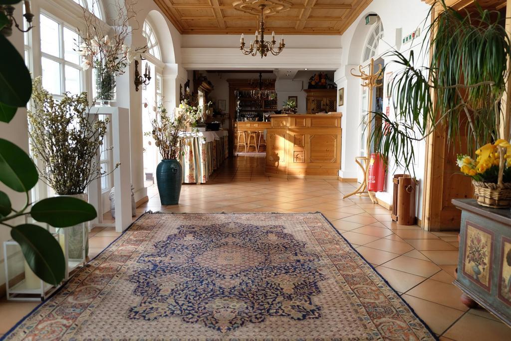 Hotel Landhaus Fuhrgassl-Huber Wenen Buitenkant foto
