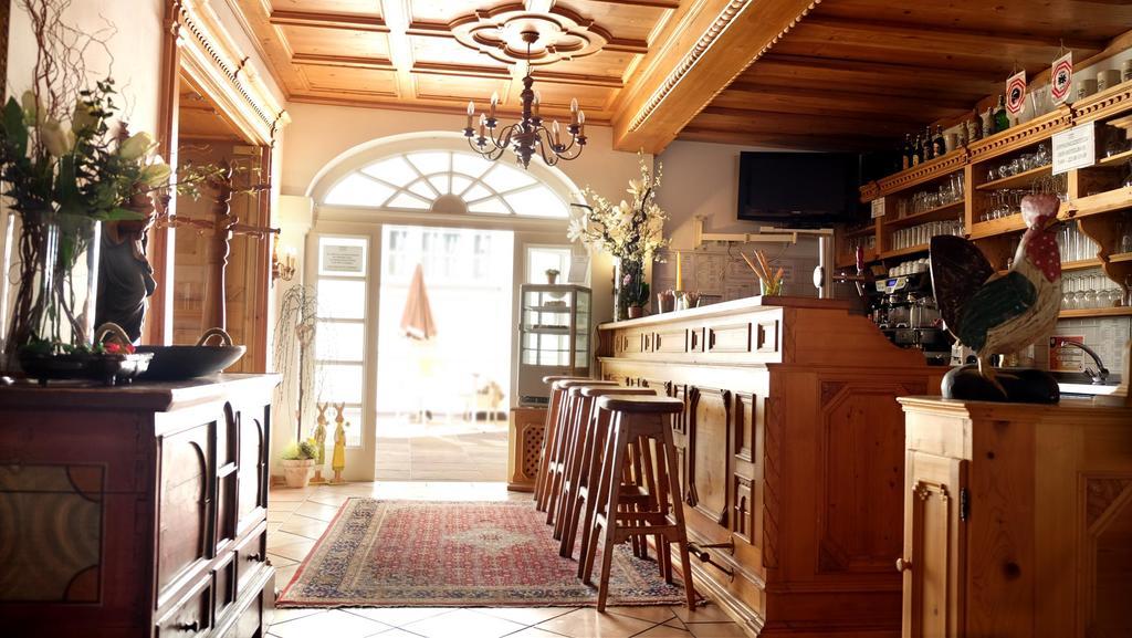 Hotel Landhaus Fuhrgassl-Huber Wenen Buitenkant foto