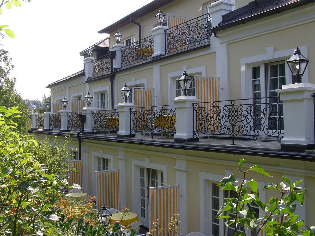 Hotel Landhaus Fuhrgassl-Huber Wenen Buitenkant foto